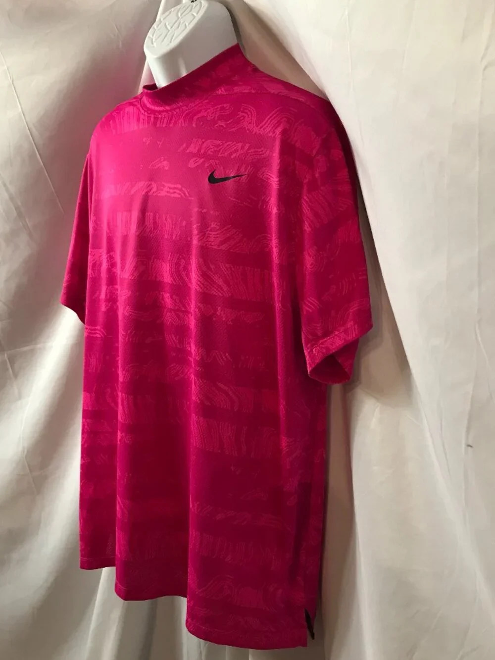 Nike Tiger Woods Collection Light Purple Activewear Athletic Sport Cut Tee Shirt